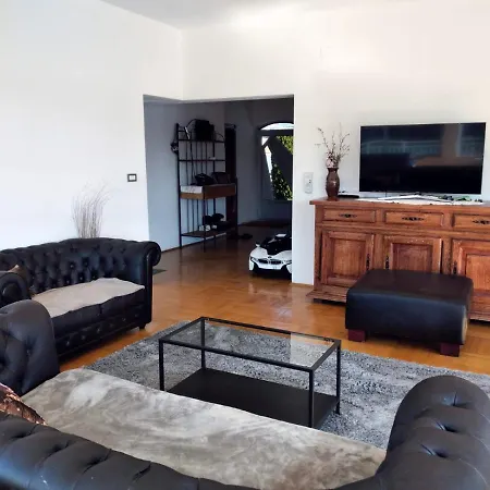 For Family With Pool & Private On Riverside Nationalpark 