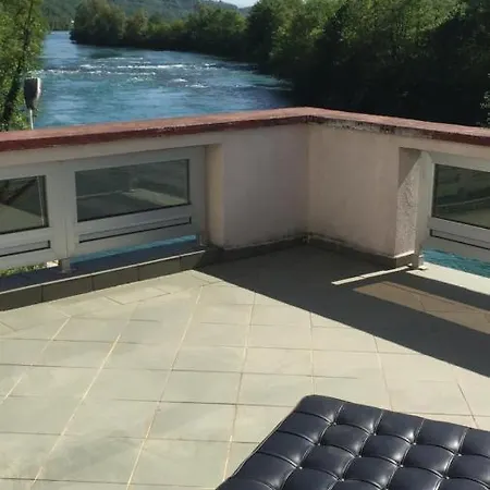 For Family With Pool & Private On Riverside Nationalpark 