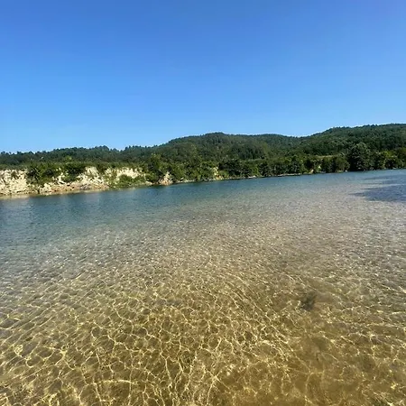 For Family With Pool & Private On Riverside Nationalpark 