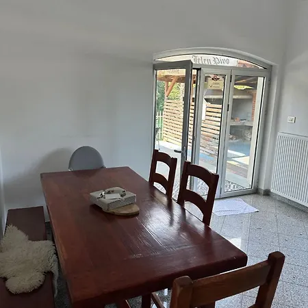 For Family With Pool & Private On Riverside Nationalpark 
