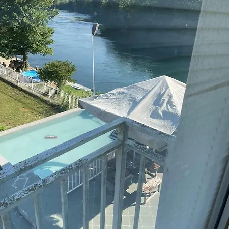 For Family With Pool & Private On Riverside Nationalpark 