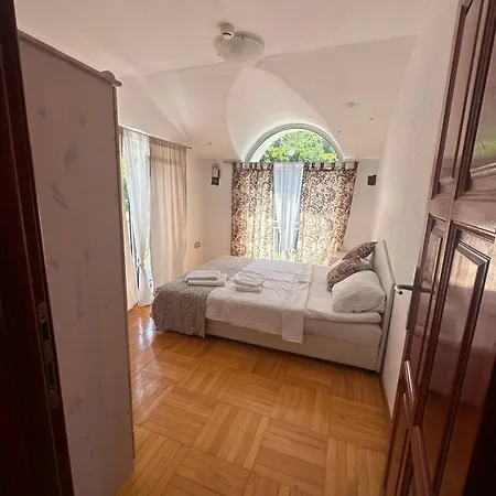 For Family With Pool & Private On Riverside Nationalpark 
