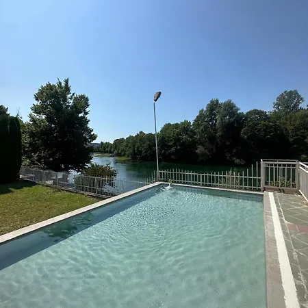 For Family With Pool & Private On Riverside Nationalpark 