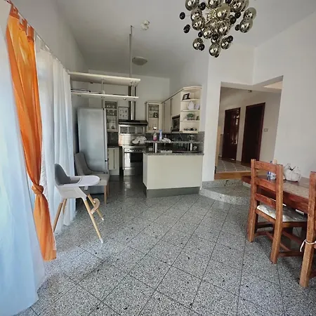 Βίλα For Family With Pool & Private On Riverside Nationalpark 
